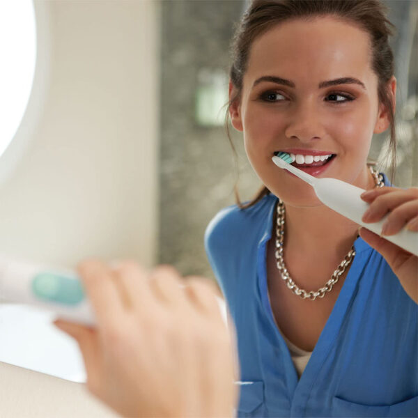 Philips-Sonicare-DailyClean-3